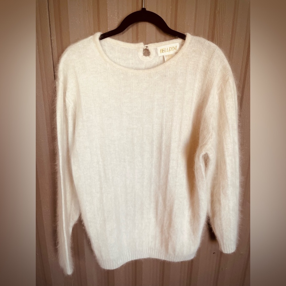VTG Belldini 35% Angora Soft Fuzzy Ribbed Sweater Ivory Rabbit Hair Blend sz M
